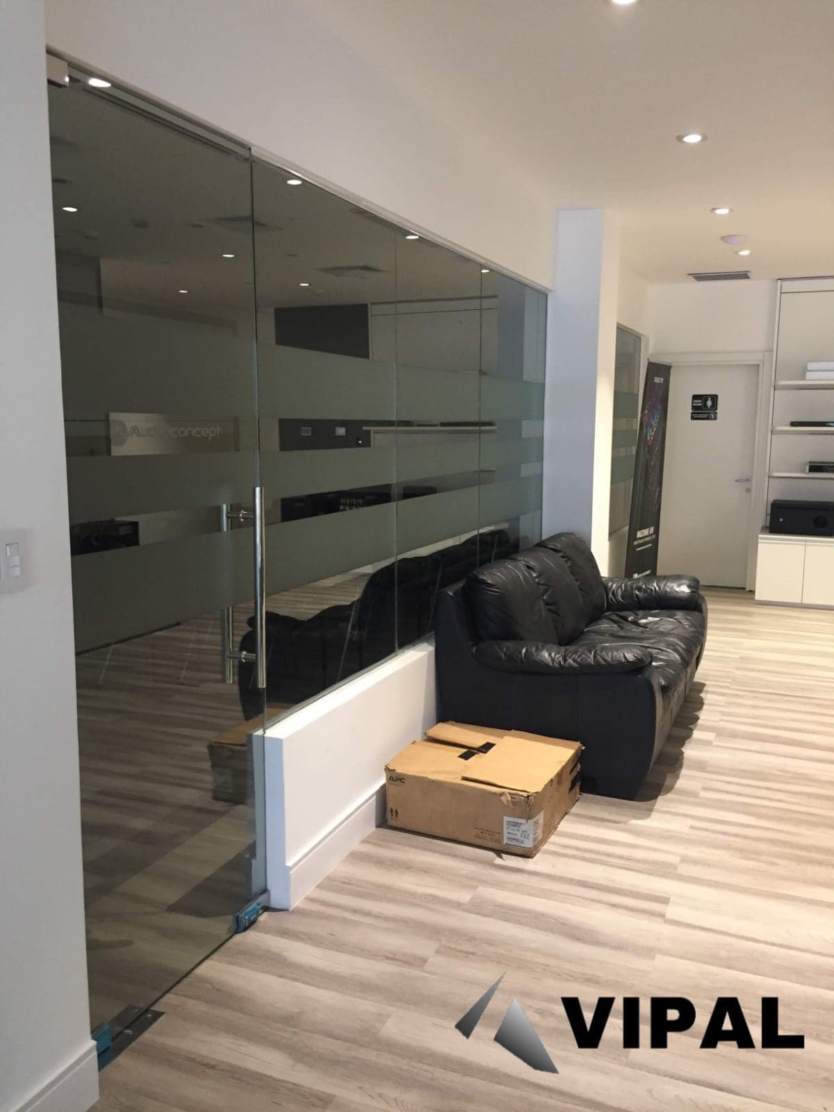 Fachadas de vidrio templado - Foto de Nixon López _ Web para negocios(3)